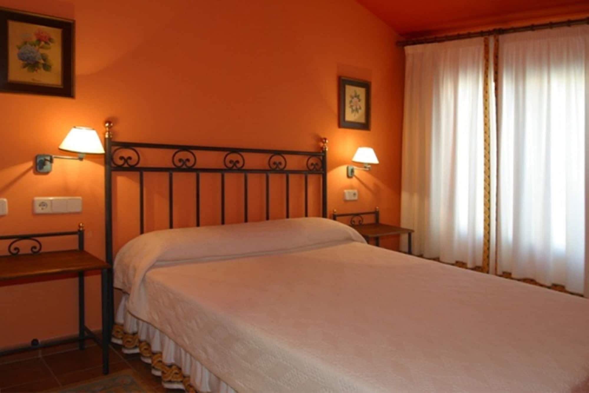 Hotel Y Apartamentos La Casa Rural 친촌 외부 사진