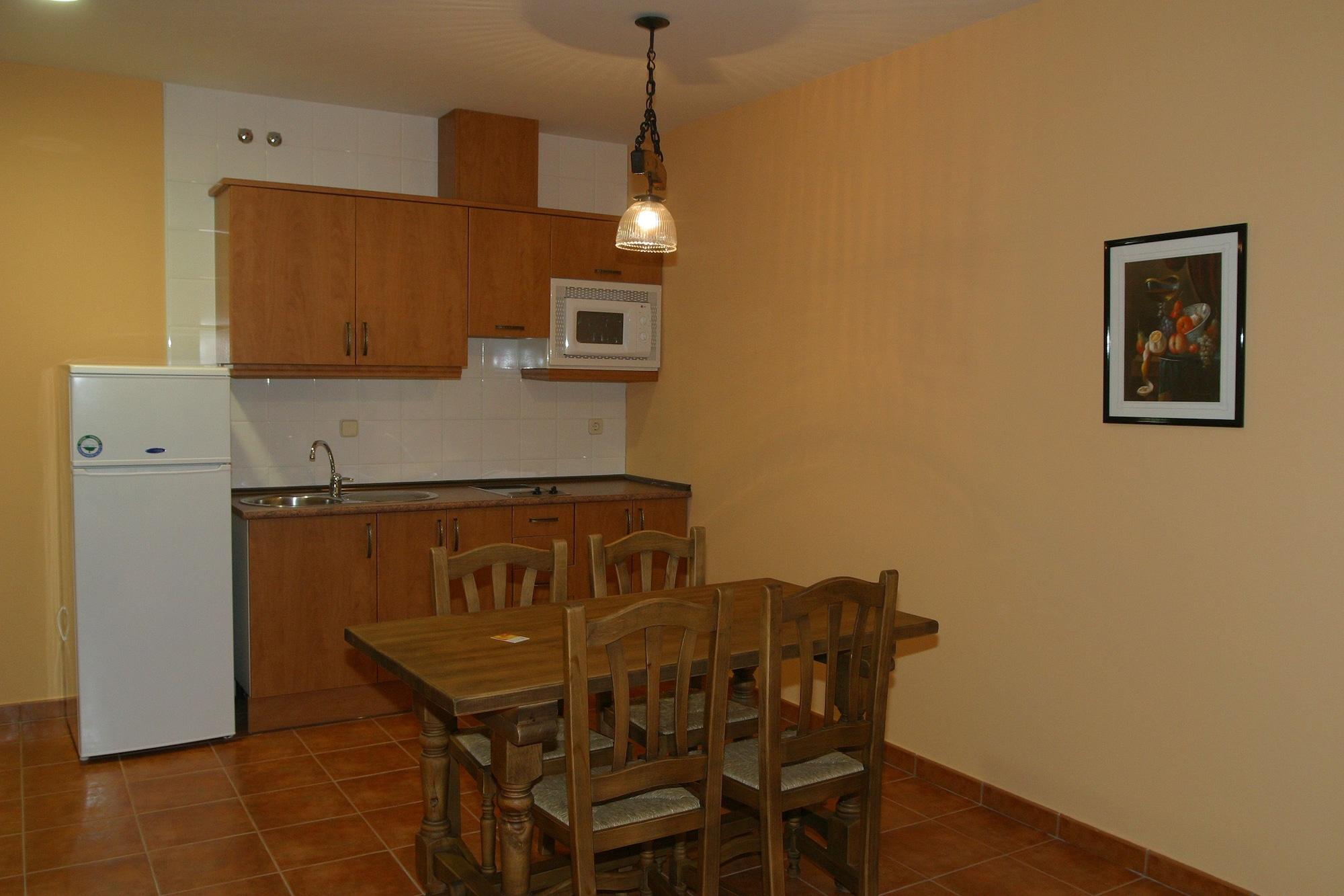 Hotel Y Apartamentos La Casa Rural 친촌 외부 사진